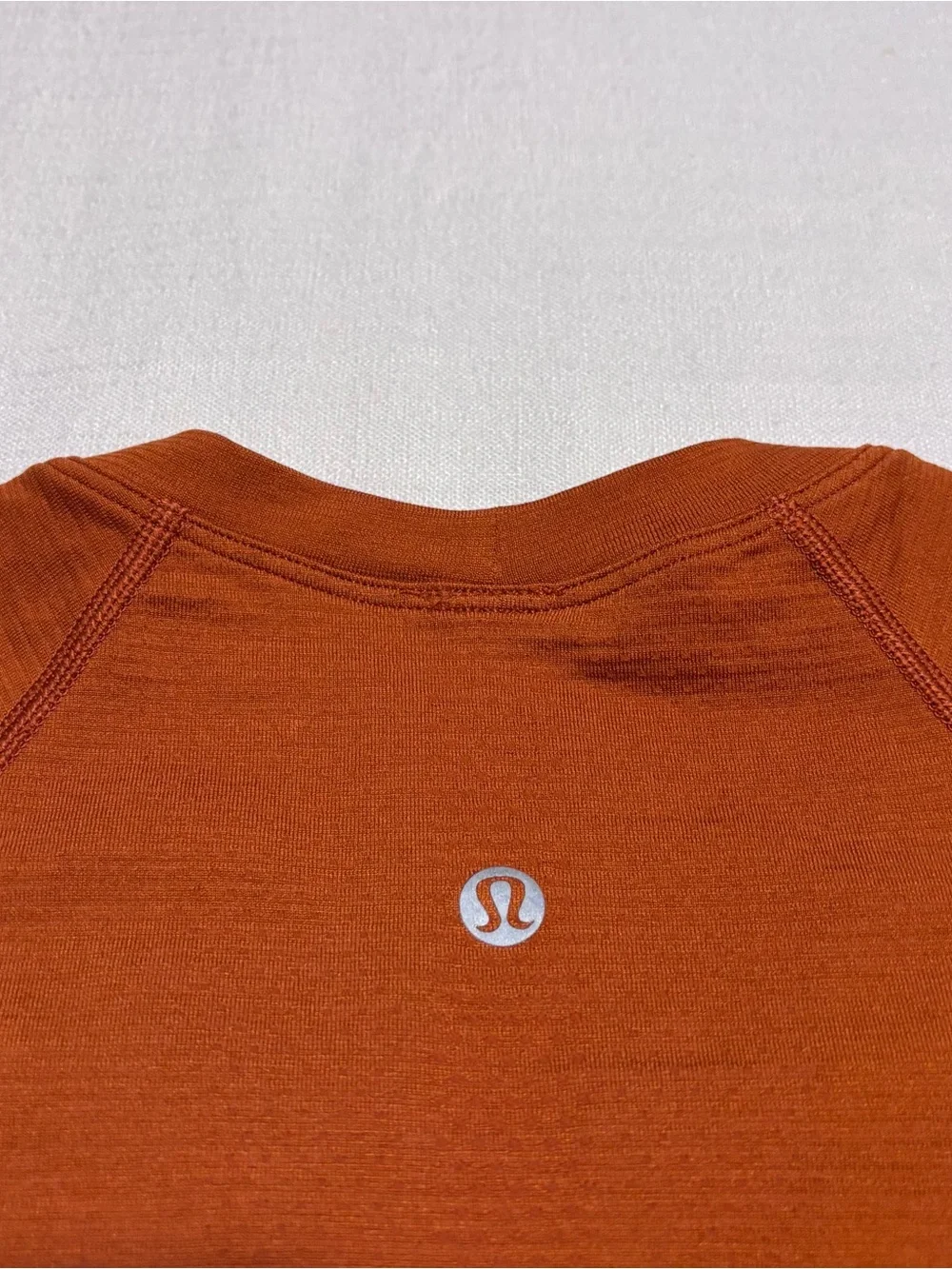 Texas Longhorns Lululemon Swiftly Tech Short Sleeve Tee | Size 4